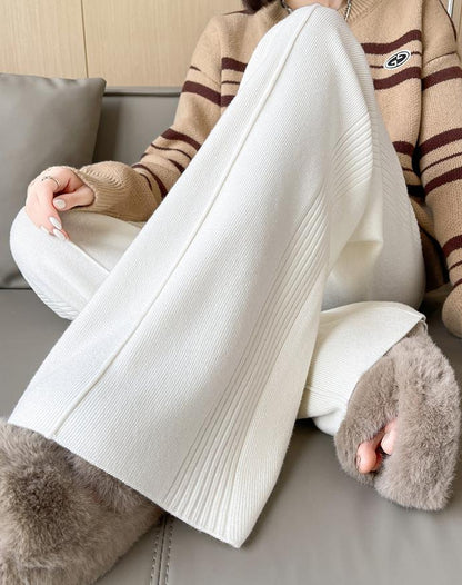 Gracefully Styled Pants for Any Occasion