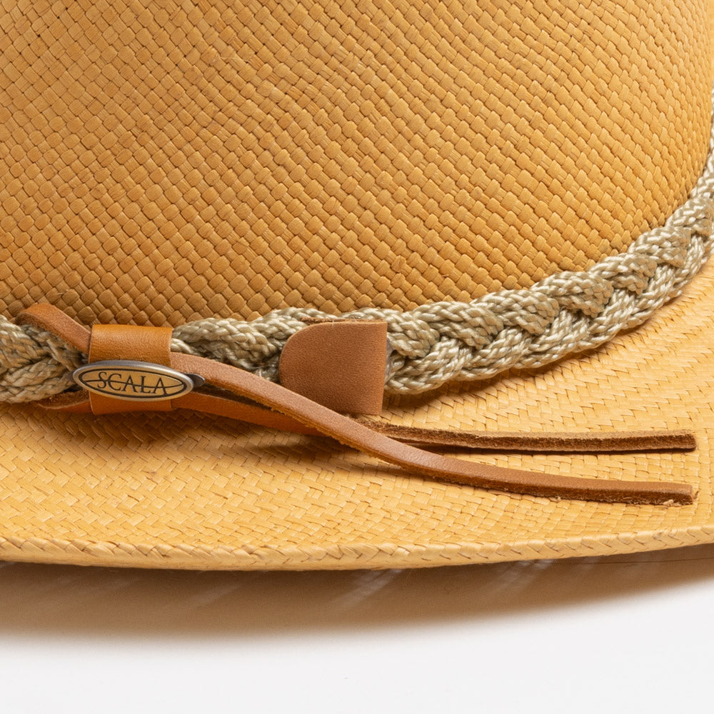 Polished Garment with an Effortless Classic Look