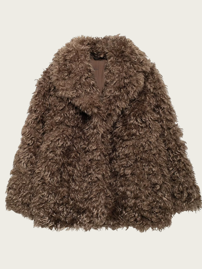 Elegantly Styled Coat for Everyday Wear