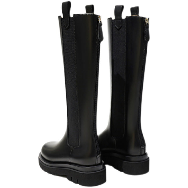 Beautifully Finished Boots in a Timeless Design