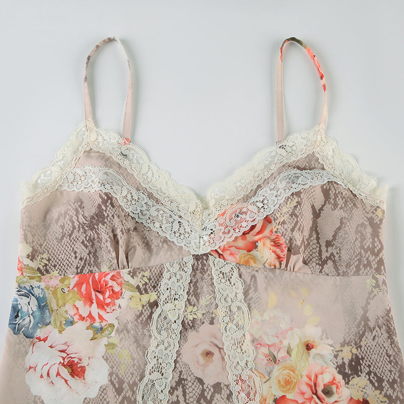 A Vintage Style Top with Delicate Timeless Details