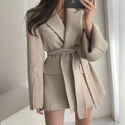 Beautifully Finished Coat in a Timeless Design
