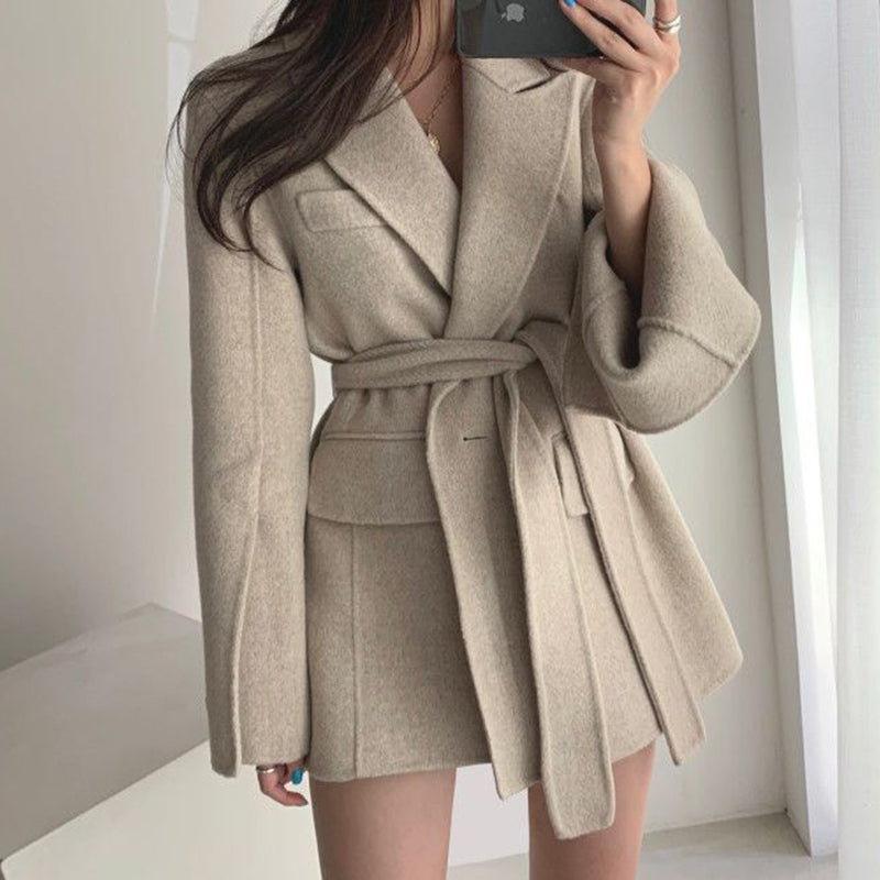 Beautifully Finished Coat in a Timeless Design