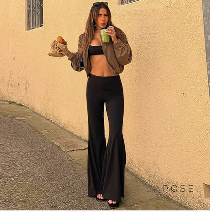 Elegantly Styled Pants for Everyday Wear