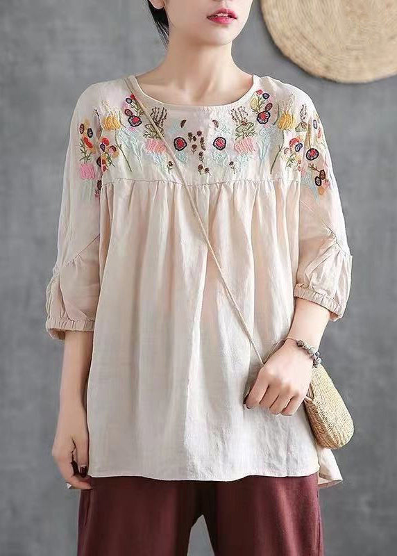 Beautifully Finished Shirt in a Timeless Design
