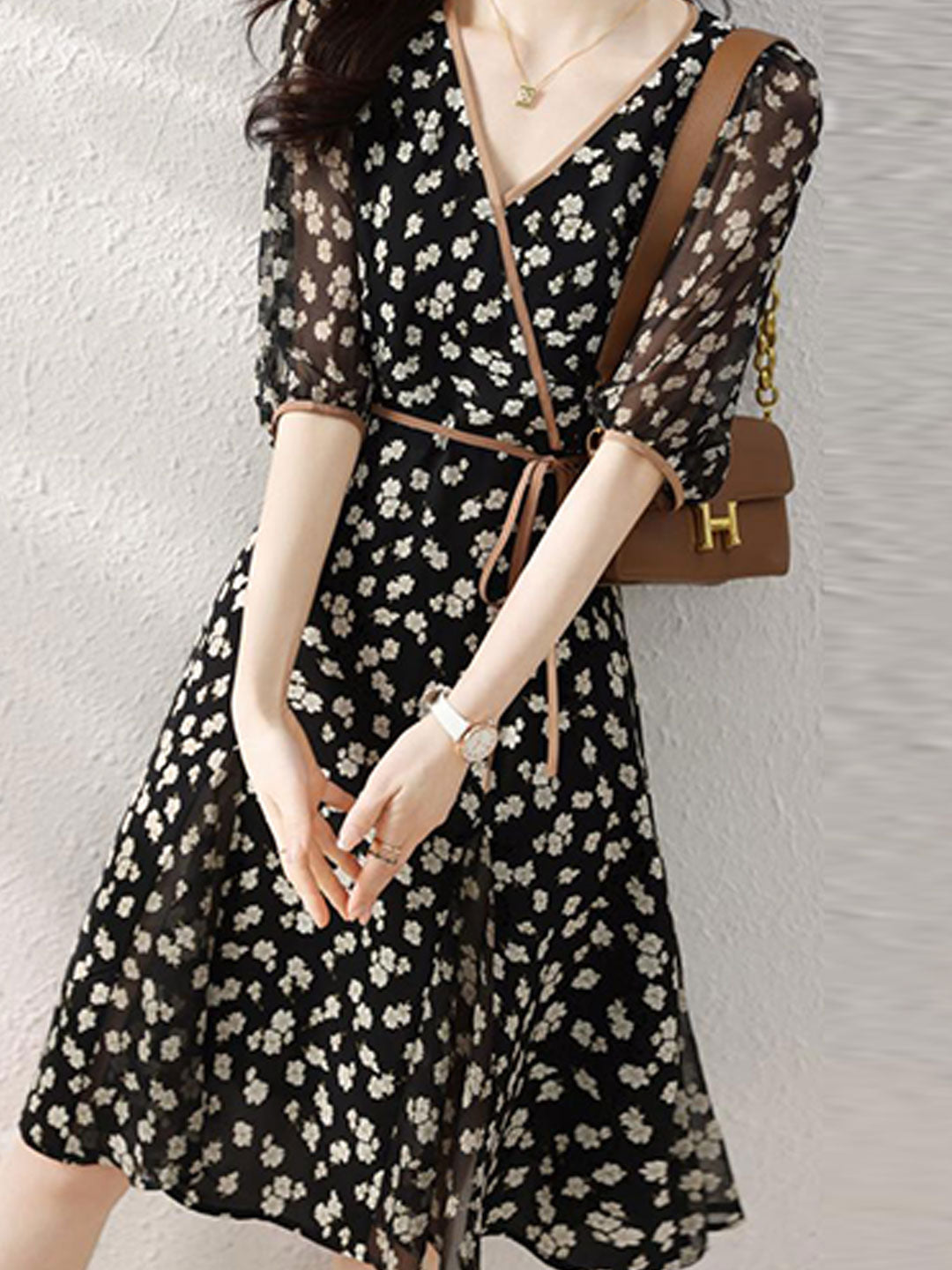 Polished Dress with an Effortless Classic Look