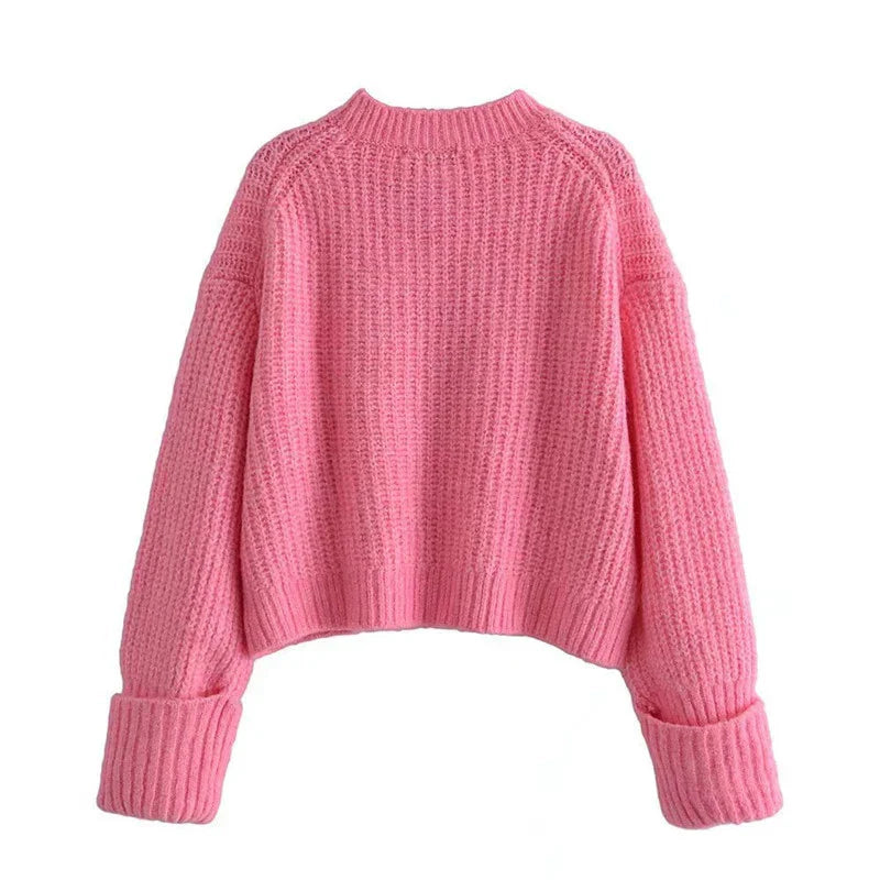 Classic Vintage Sweater with a Flattering Fit