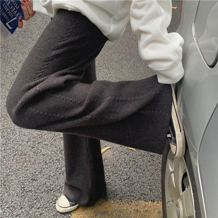 Sophisticated Pants with a Clean Classic Look