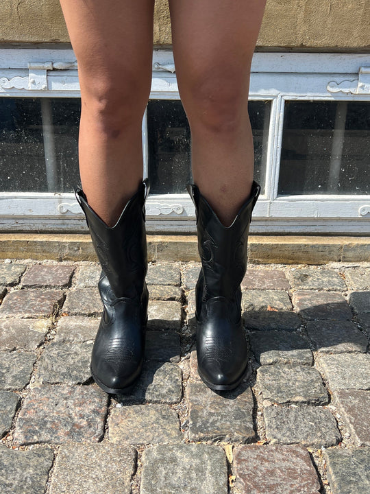 Sophisticated Boots with a Clean Classic Look