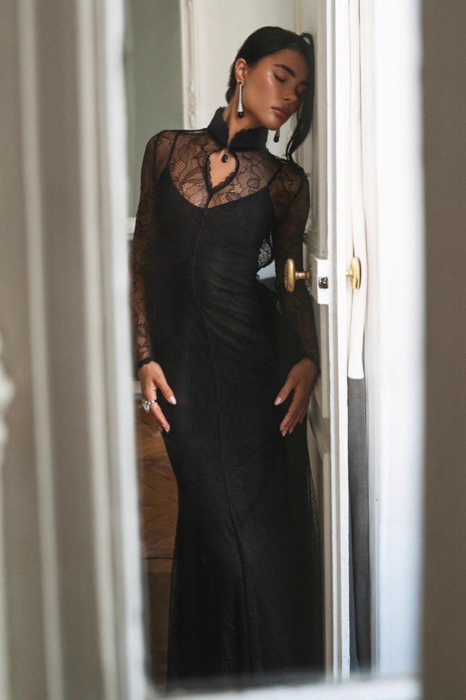 Classic Vintage Dress with a Flattering Fit
