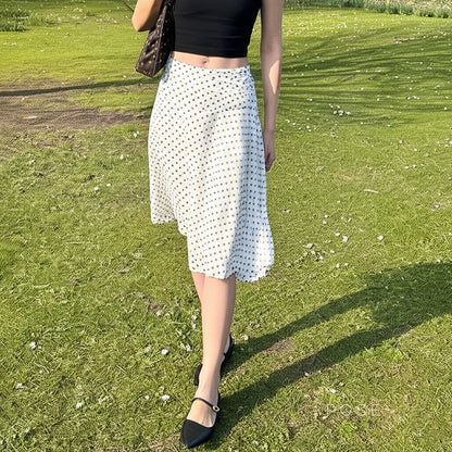 Classic Vintage Garment with a Flattering Fit