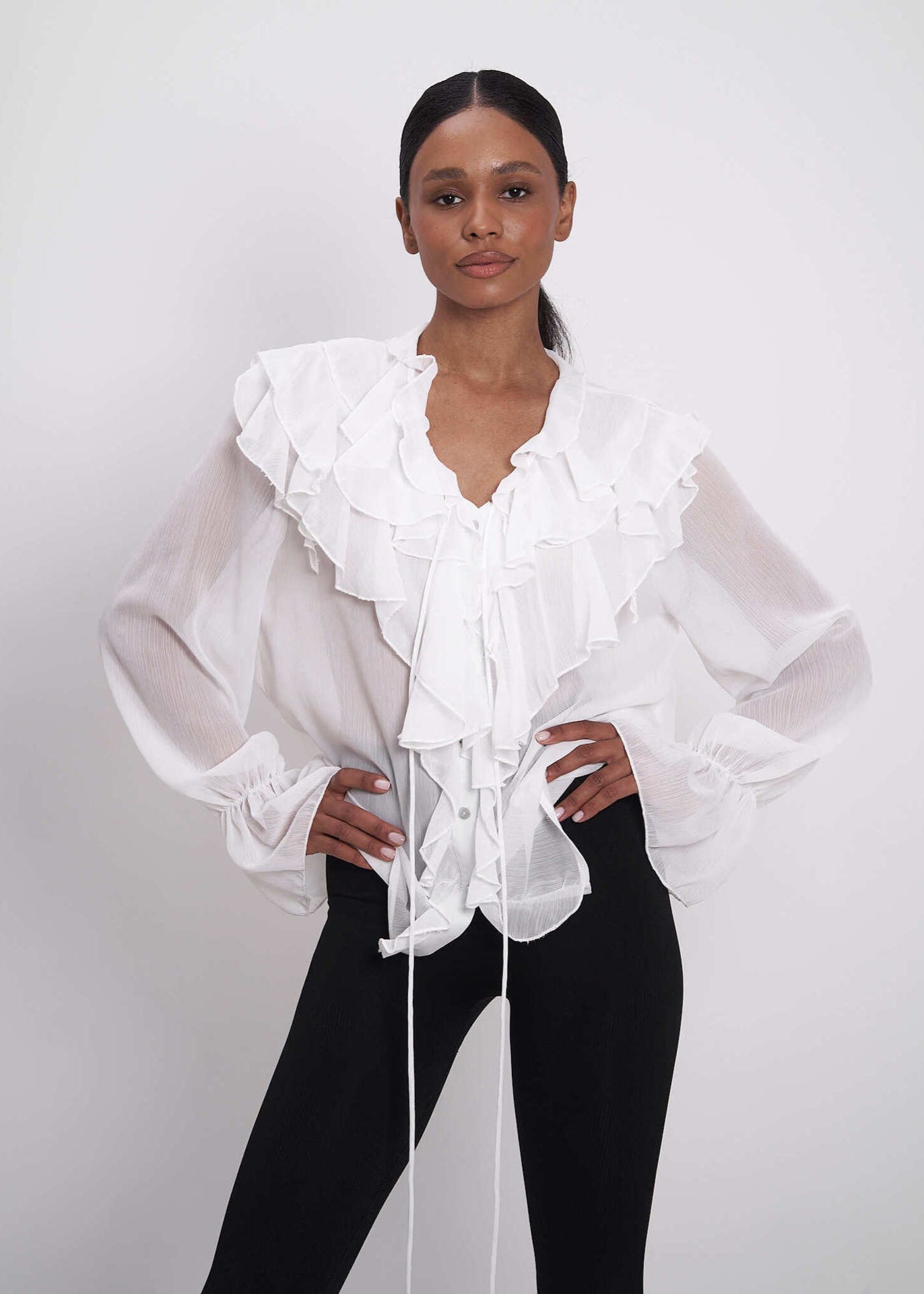 Sophisticated Blouse with a Clean Classic Look
