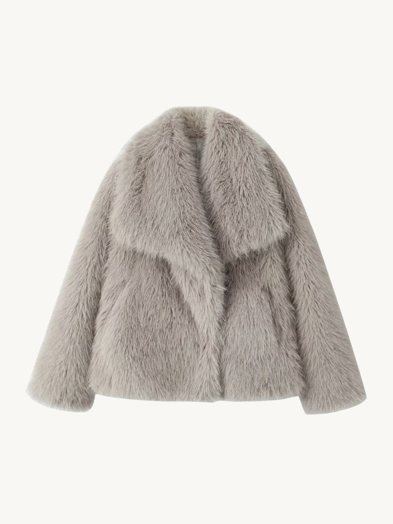 Effortlessly Elegant Jacket with a Timeless Design
