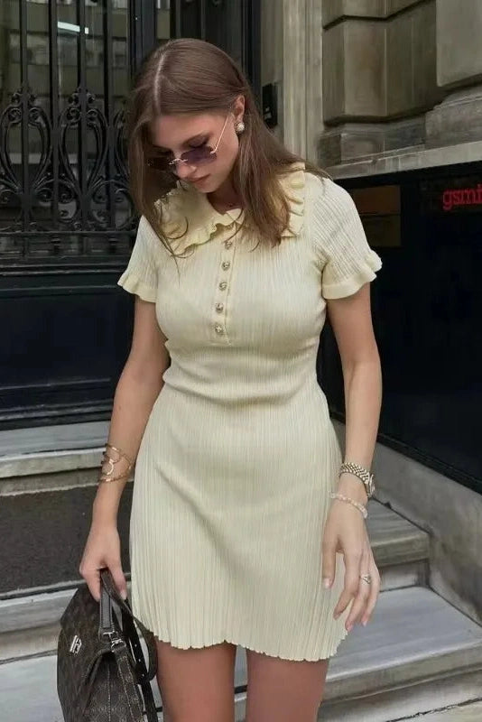 Polished Dress with an Effortless Classic Look