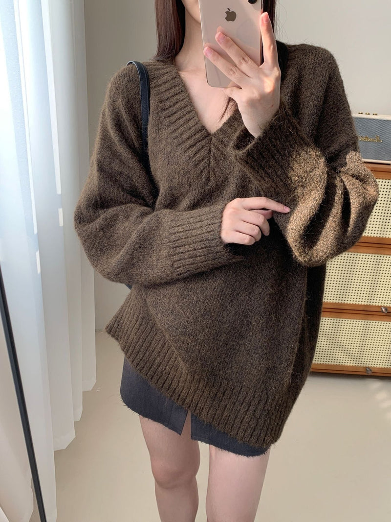 Polished Sweater with an Effortless Classic Look