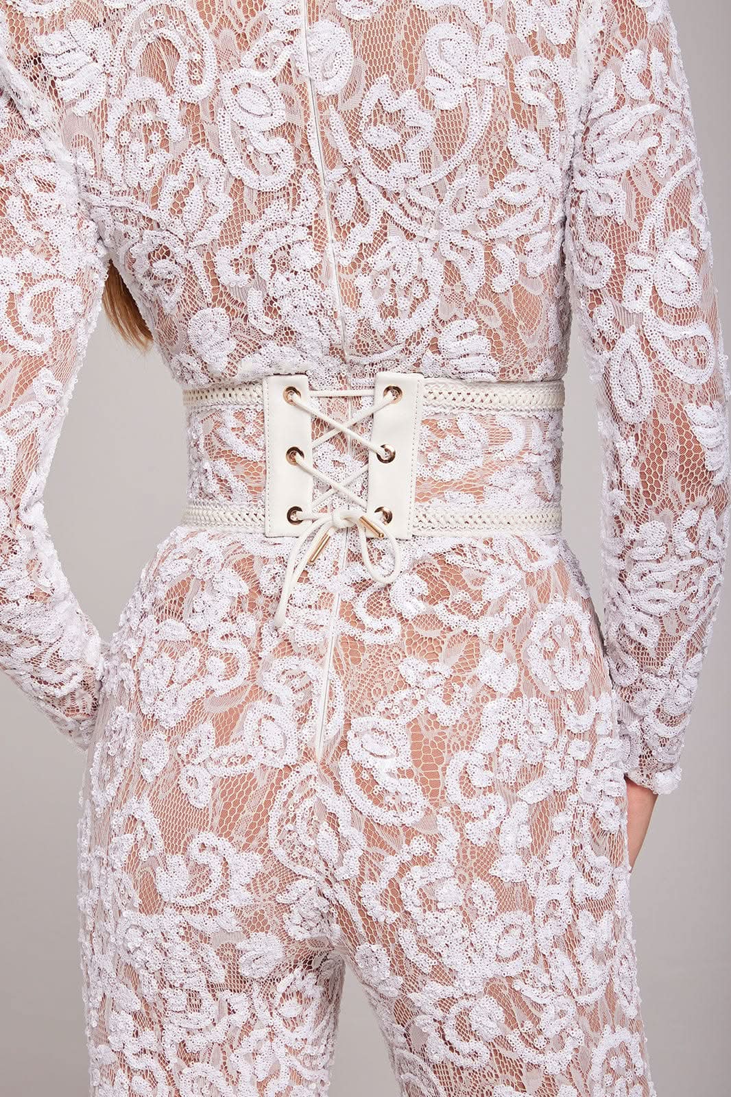 Effortlessly Elegant Garment with a Timeless Design