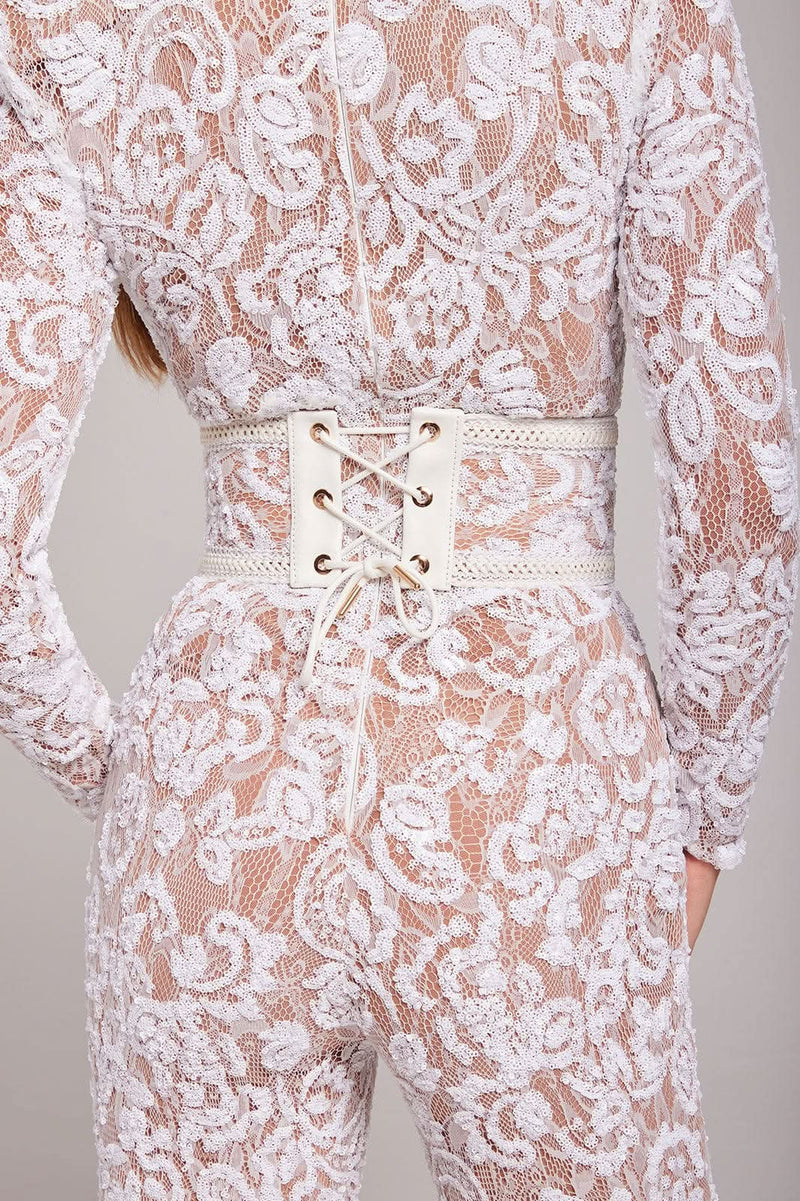 Effortlessly Elegant Garment with a Timeless Design