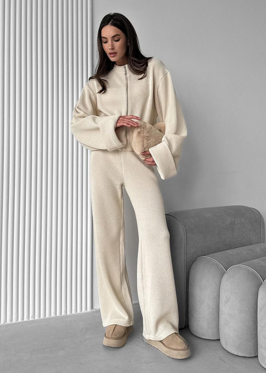 Sophisticated Jacket with a Clean Classic Look