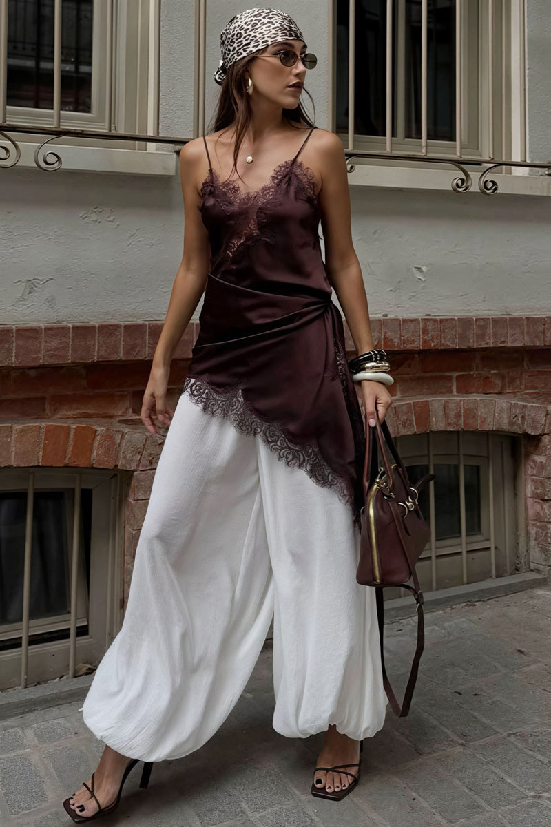 Effortlessly Elegant Top with a Timeless Design