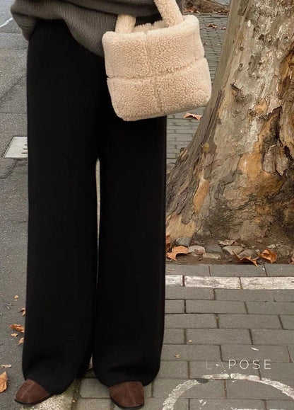 Beautifully Crafted Pants in a Classic Style