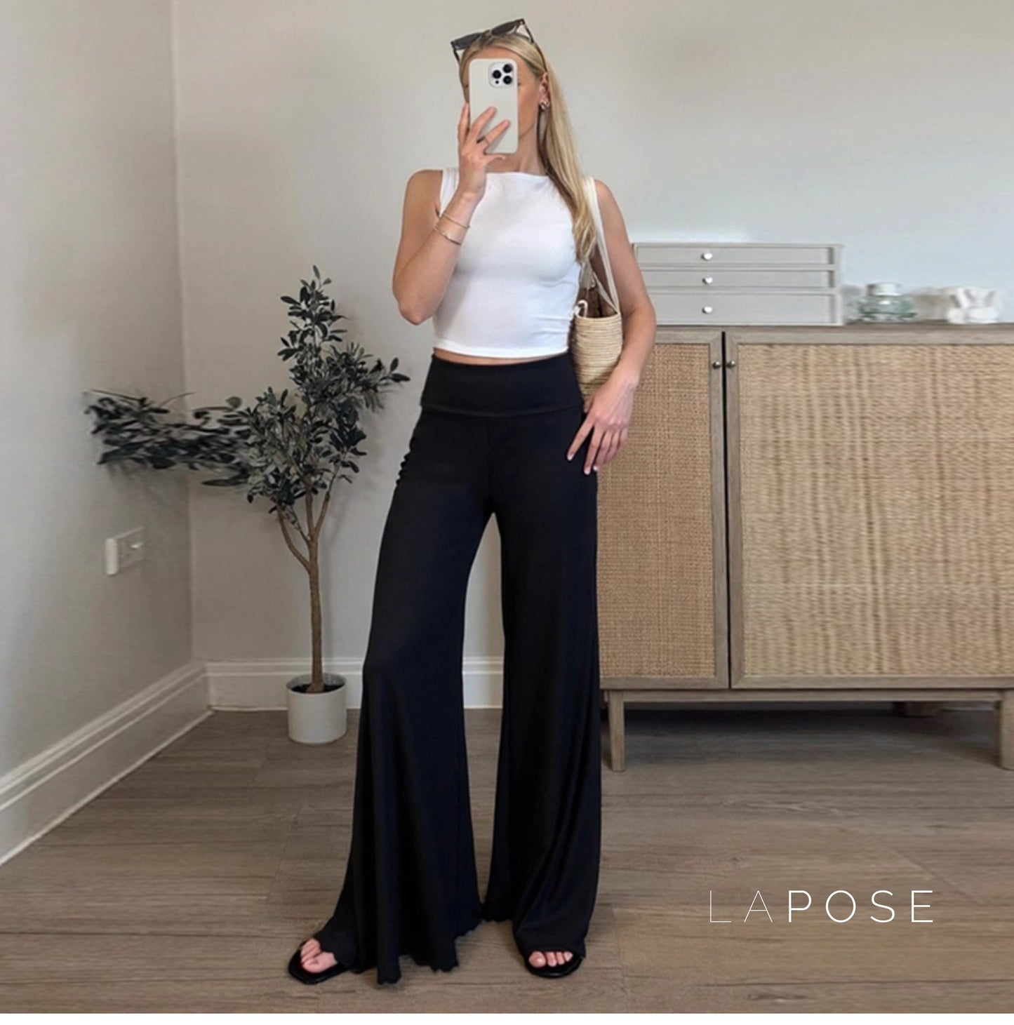 Elegantly Styled Pants for Everyday Wear