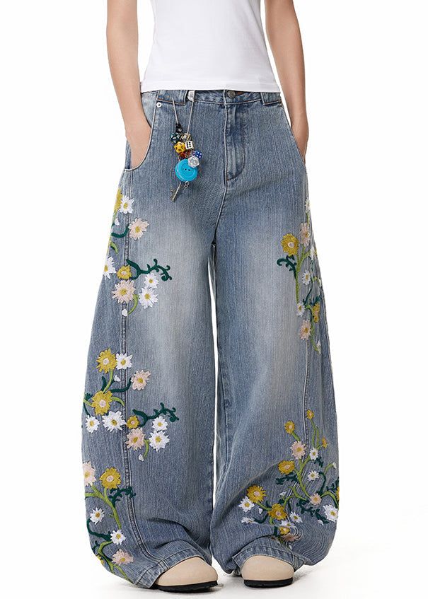 Elegantly Styled Pants for Everyday Wear