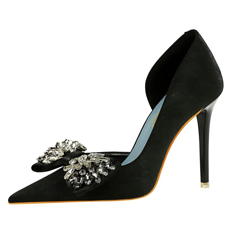 Elegantly Styled Heels for Everyday Wear