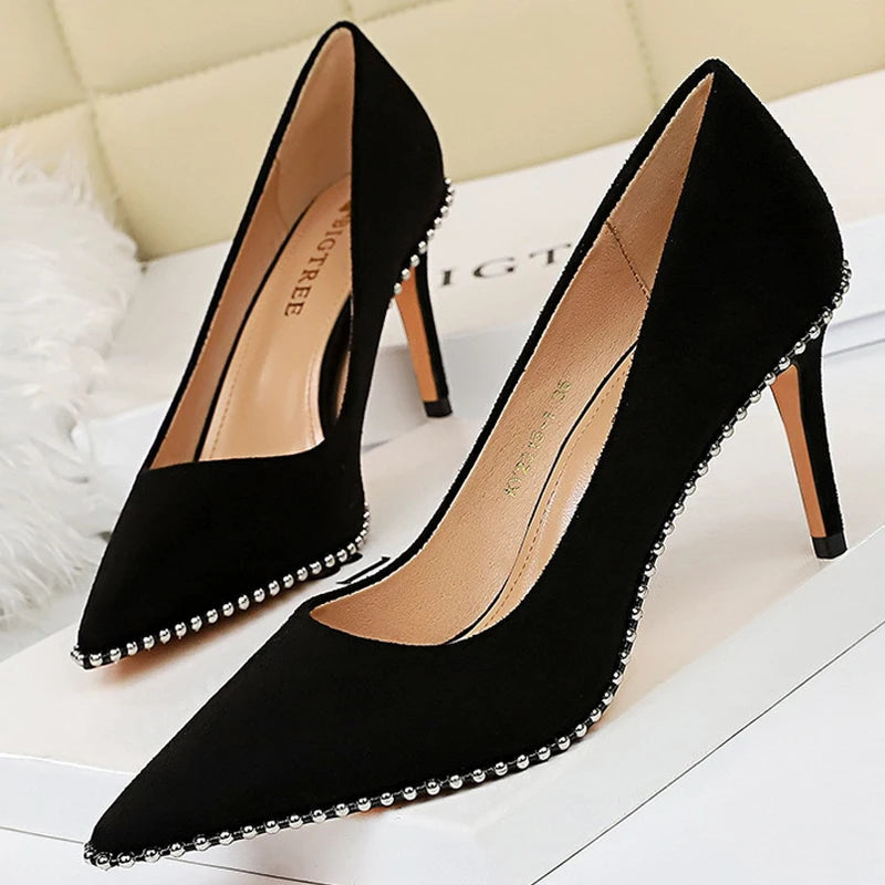 Gracefully Styled Heels for Any Occasion