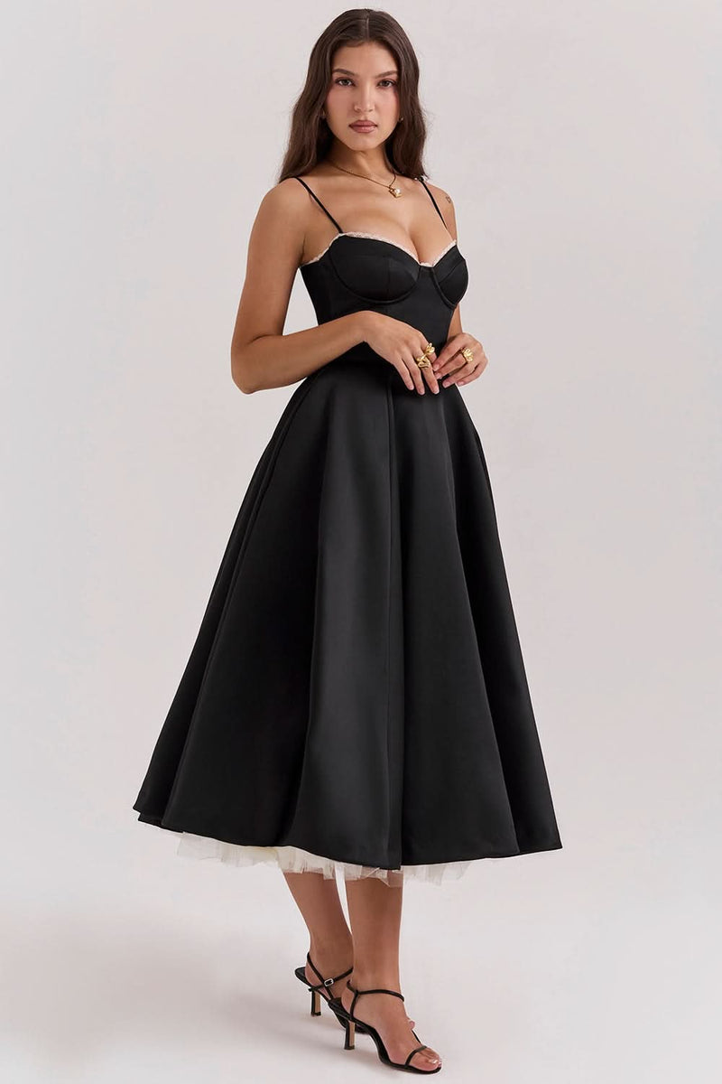 Classic Vintage Dress with a Flattering Fit