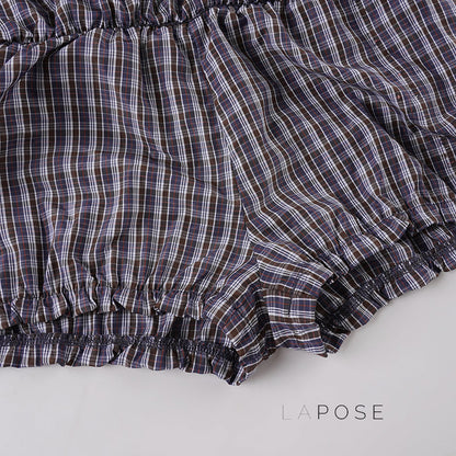 Well Tailored Garment with a Graceful Silhouette