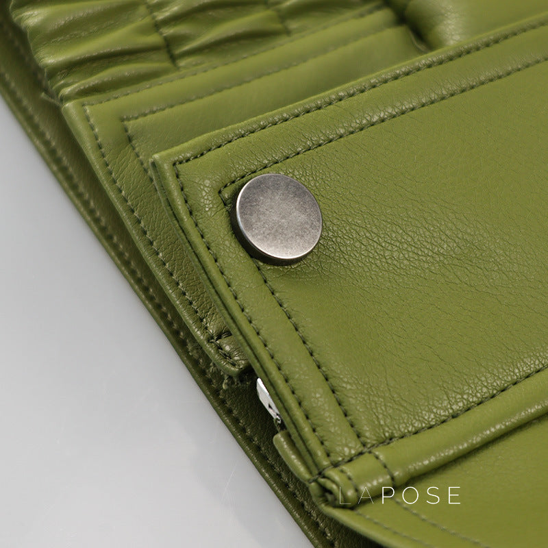Effortlessly Elegant Jacket with a Timeless Design