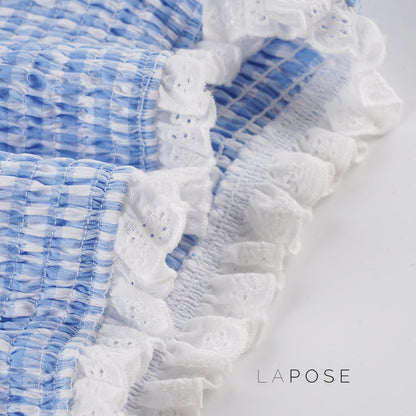 Well Tailored Garment with a Graceful Silhouette