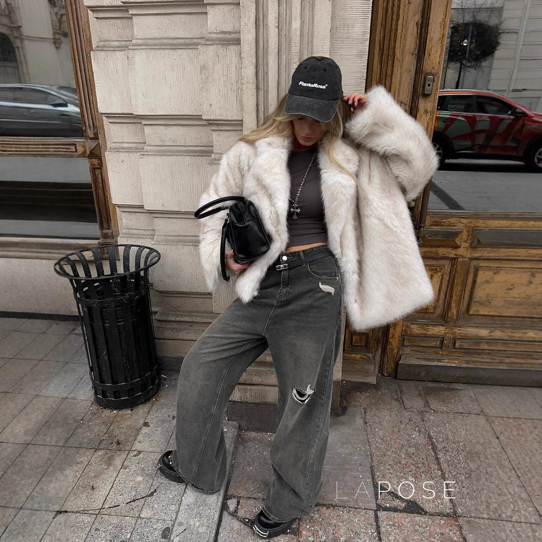 Sophisticated Jacket with a Clean Classic Look