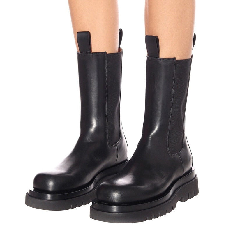 Gracefully Styled Boots for Any Occasion