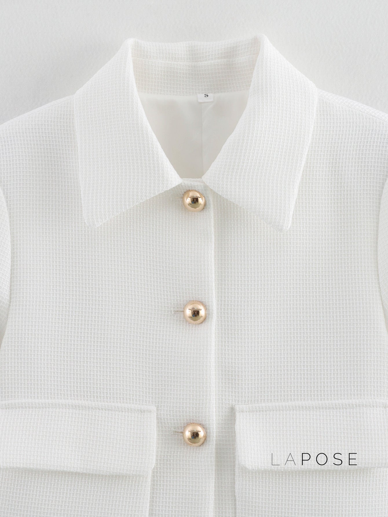 Gracefully Styled Jacket for Any Occasion