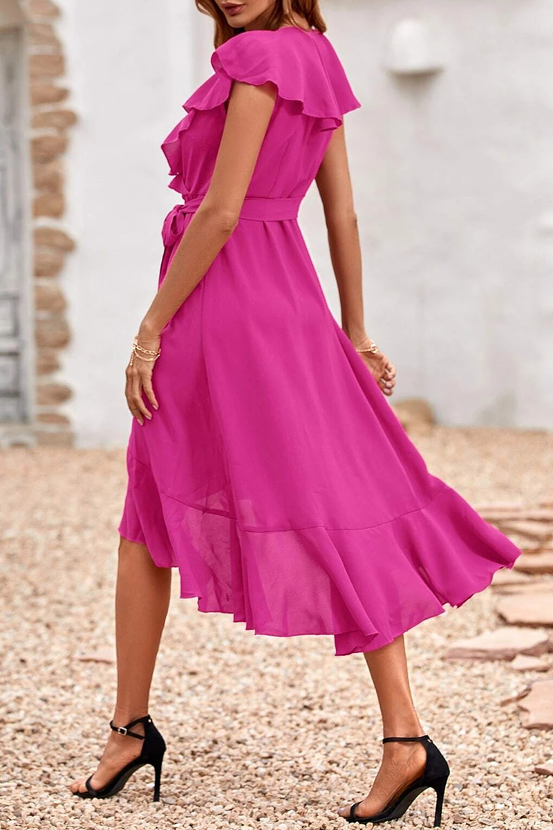 Gracefully Styled Dress for Any Occasion