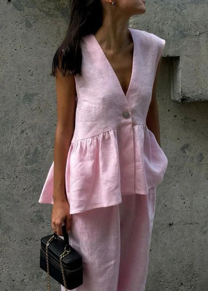 Effortlessly Elegant Garment with a Timeless Design