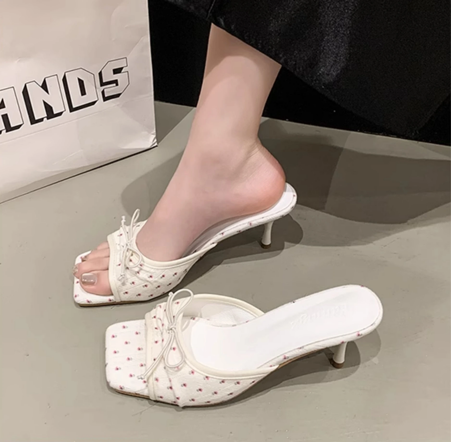 Polished Heels with an Effortless Classic Look