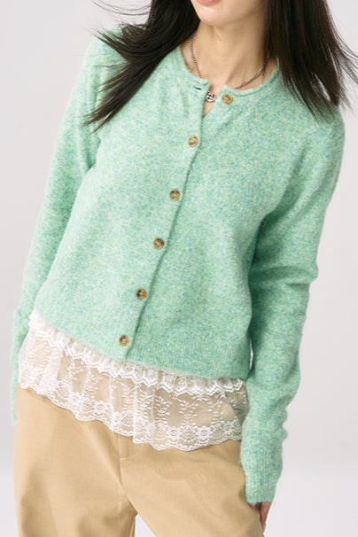 Well Tailored Cardigan with a Graceful Silhouette