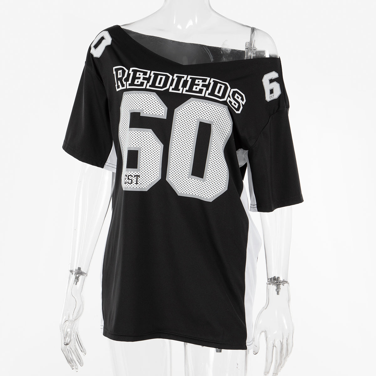 Effortlessly Elegant T-Shirt with a Timeless Design