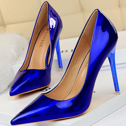 Classic Vintage Heels with a Flattering Fit