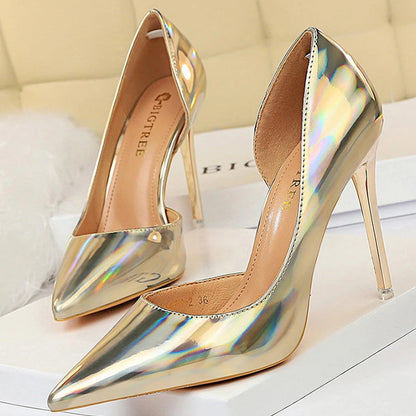 Classic Vintage Heels with a Flattering Fit