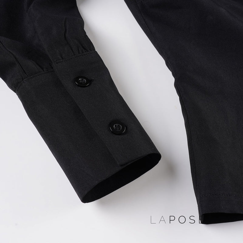 Classic Vintage Shirt with a Flattering Fit