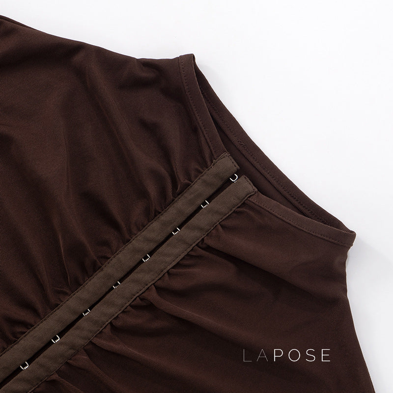 Well Tailored Garment with a Graceful Silhouette