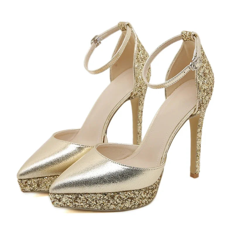 Effortlessly Elegant Heels with a Timeless Design