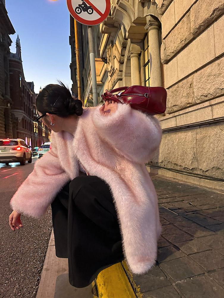 Polished Coat with an Effortless Classic Look