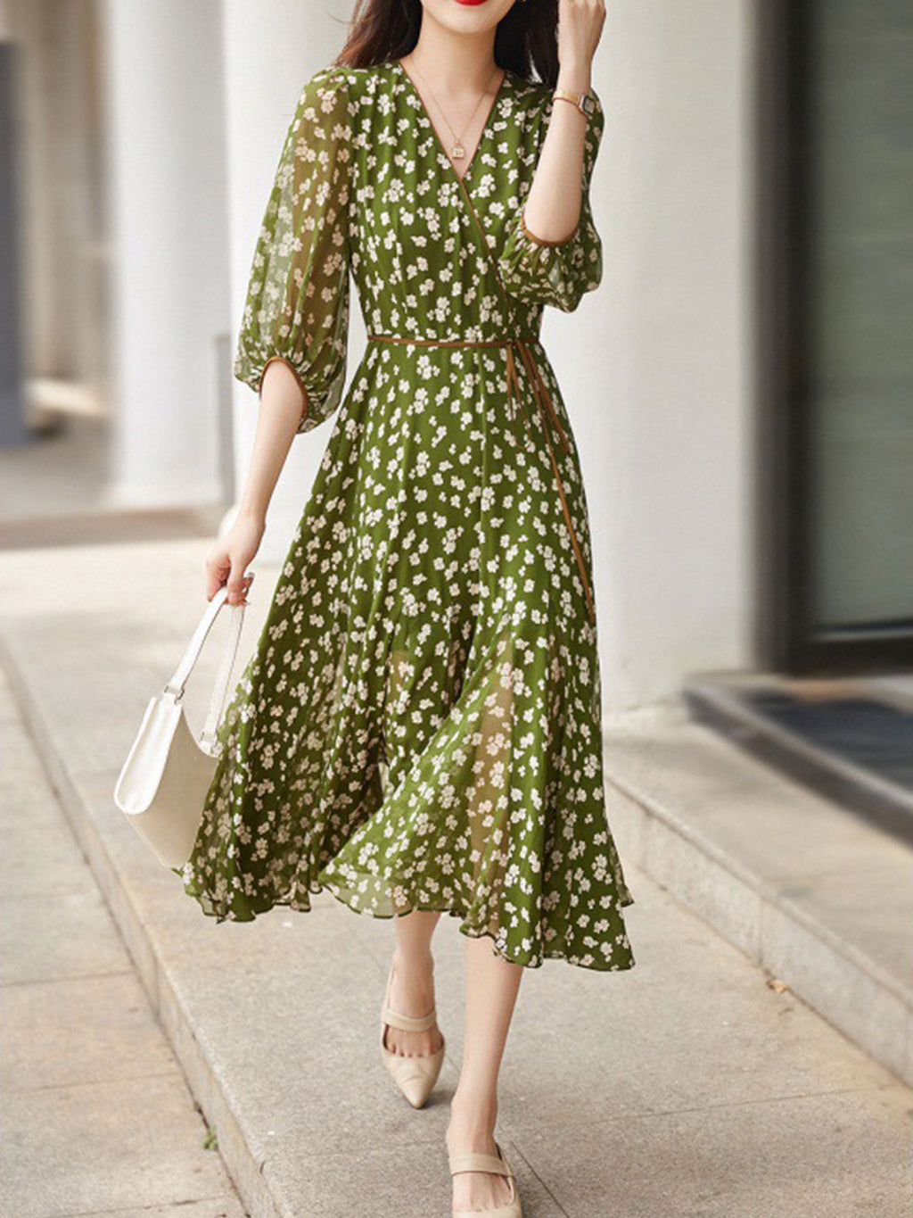 Polished Dress with an Effortless Classic Look