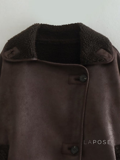 Sophisticated Jacket with a Clean Classic Look