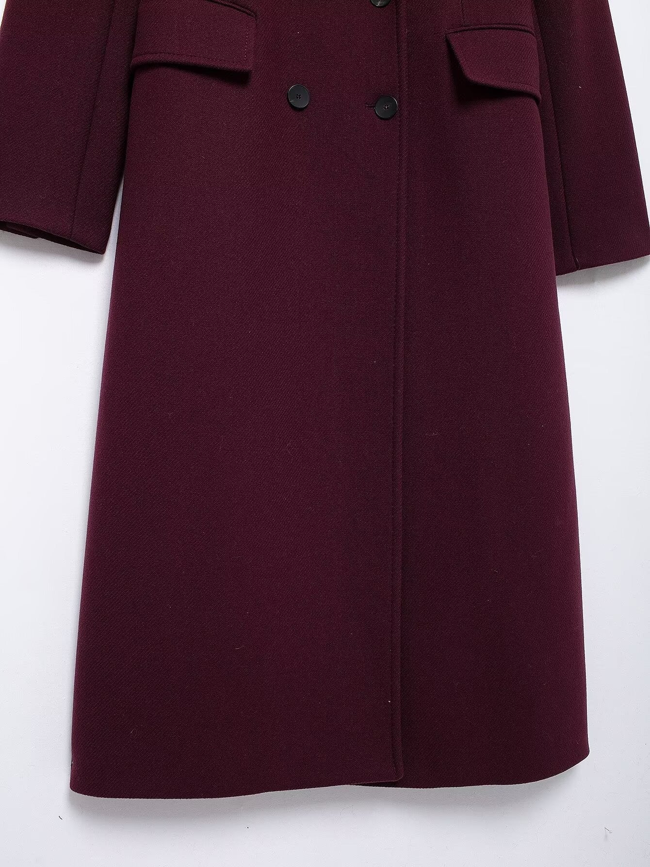 Sophisticated Coat with a Clean Classic Look