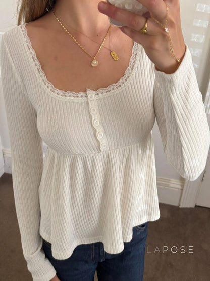 Polished Top with an Effortless Classic Look
